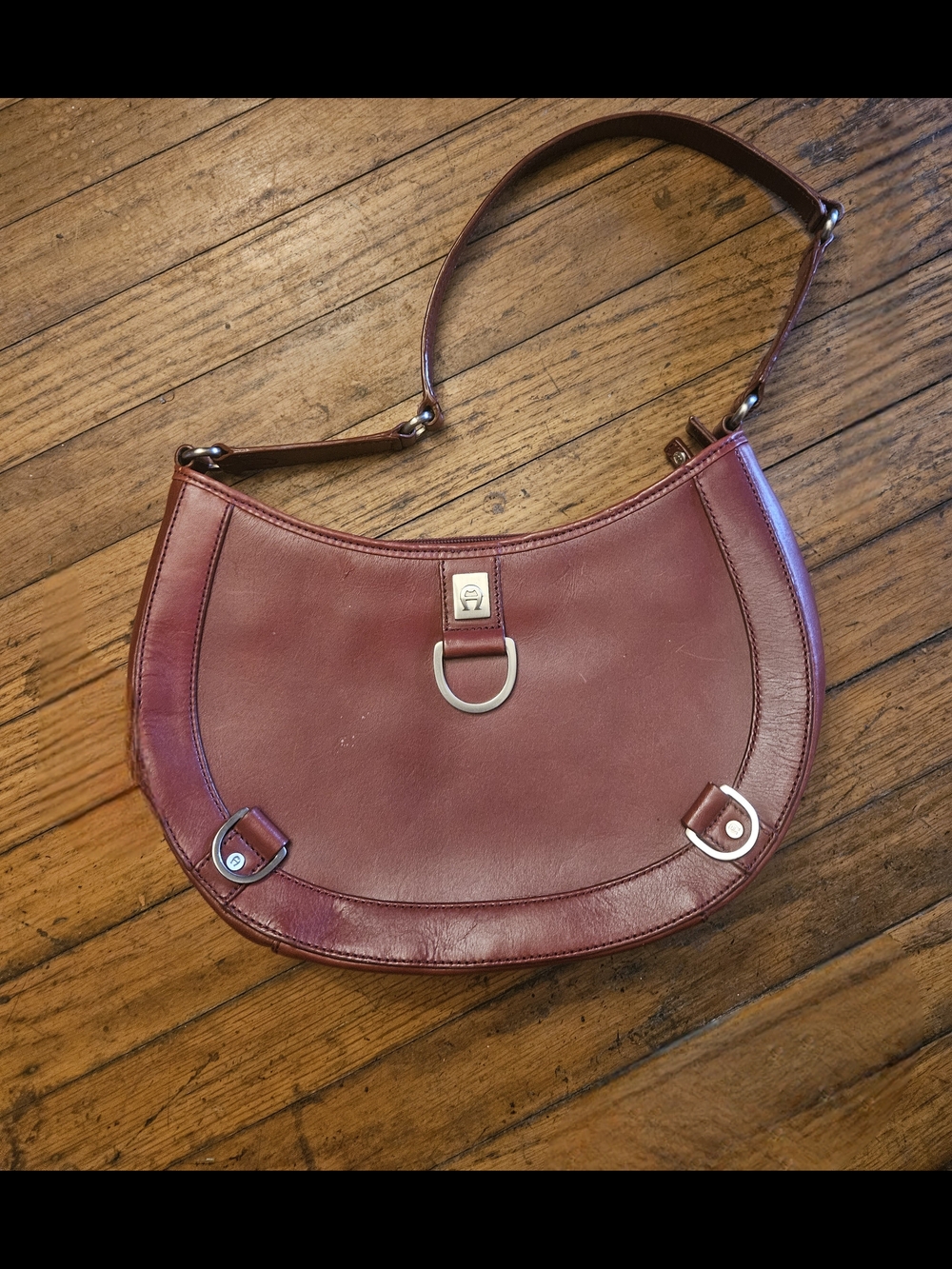 Vintage Etienne Aigner Burgundy Shoulder Bag - Picture 2 of 5